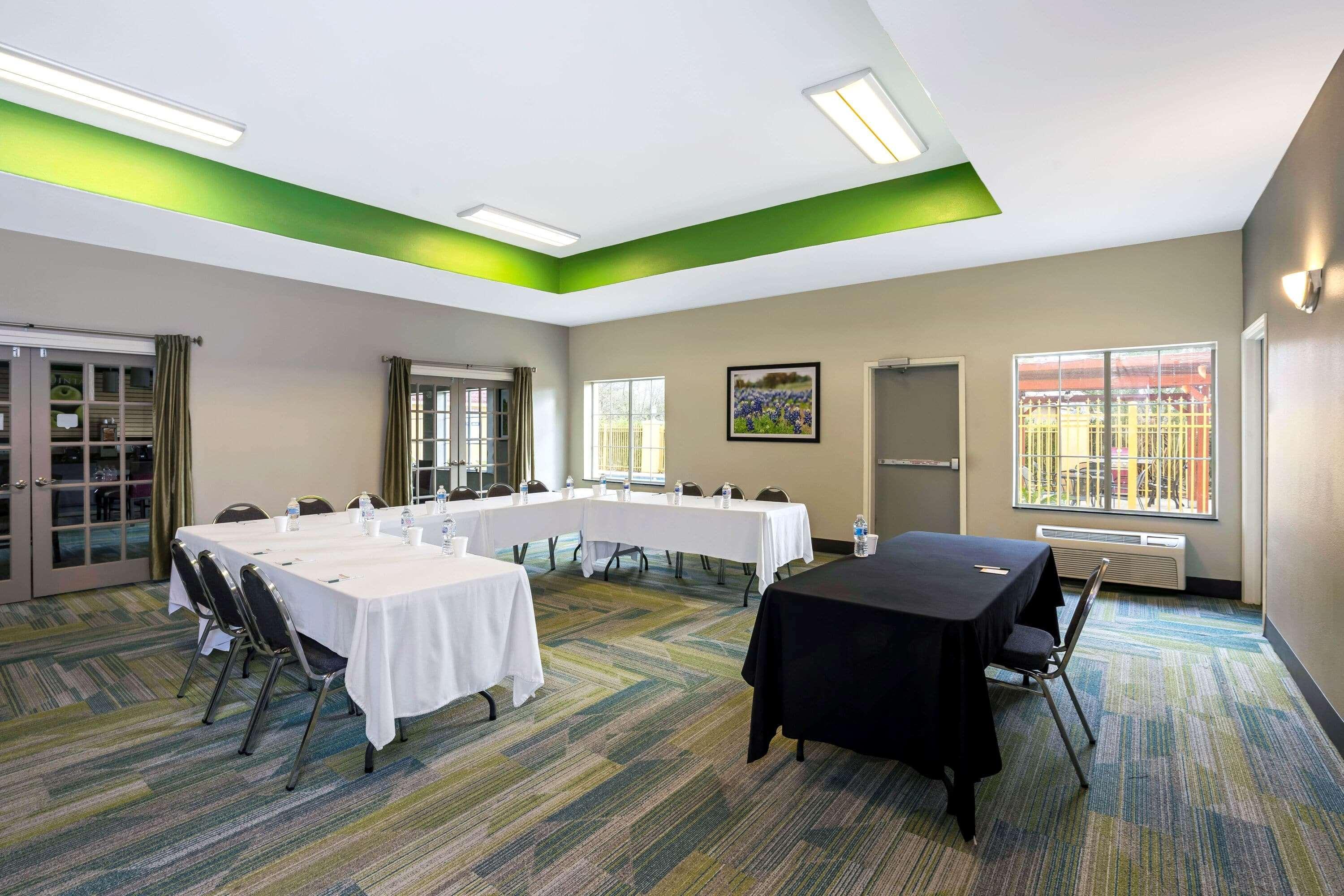 La Quinta By Wyndham Brookshire West Katy Otel Dış mekan fotoğraf